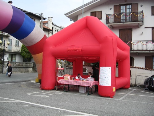 02 STAND GAZEBO ROSSO 5x5