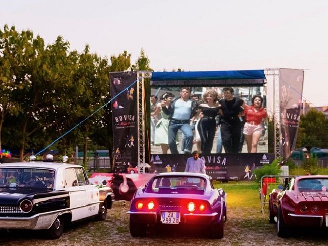 03 DRIVE IN CINEMA ALL APERTO Gummilandia