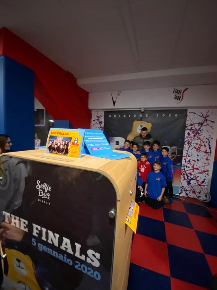 03 Postazione Selfie Box Gummilandia B